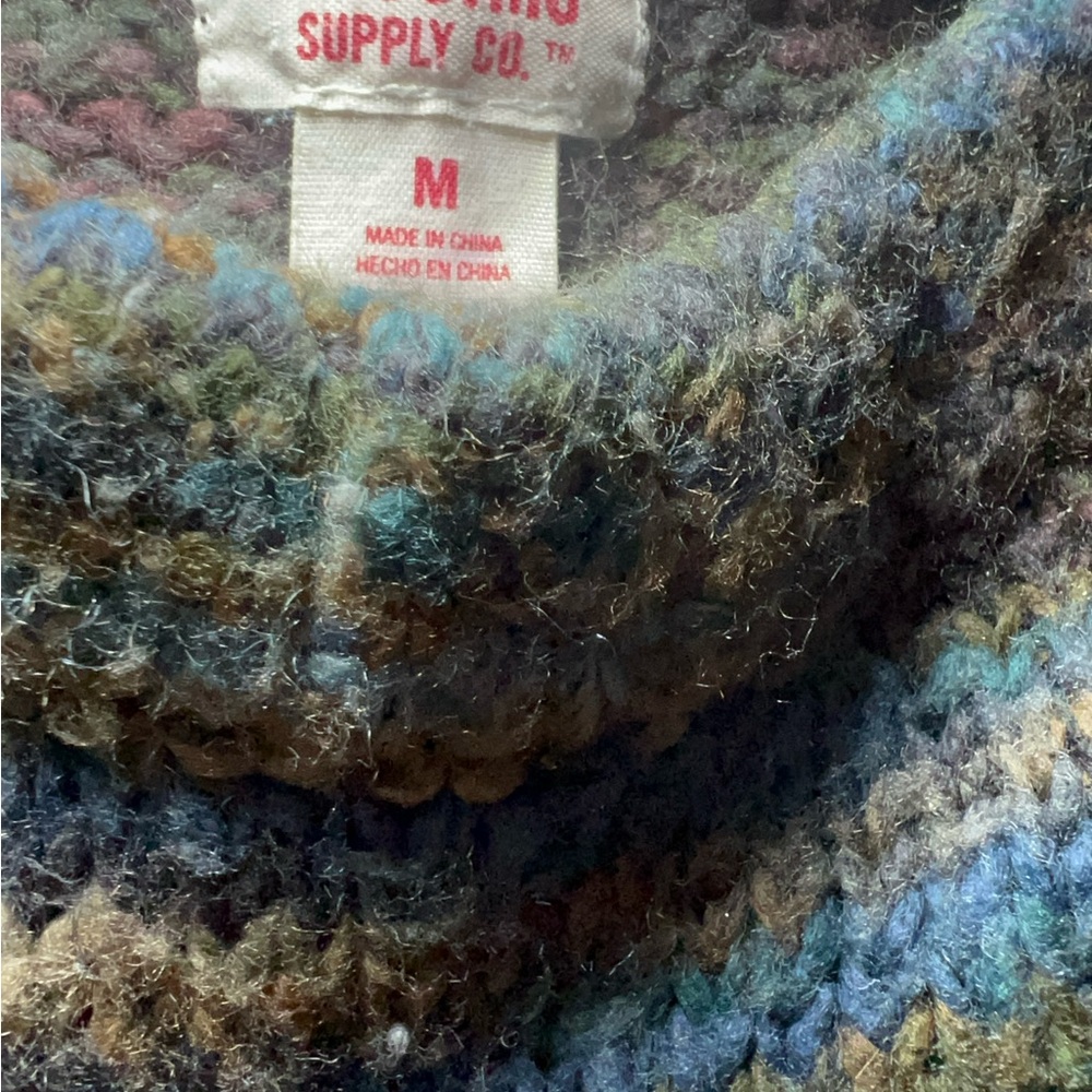 Sweater - Picture 4 of 5